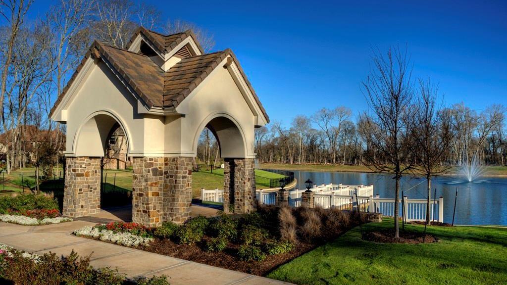 4750 Sunset Circle, Sugar Land, Texas image 11