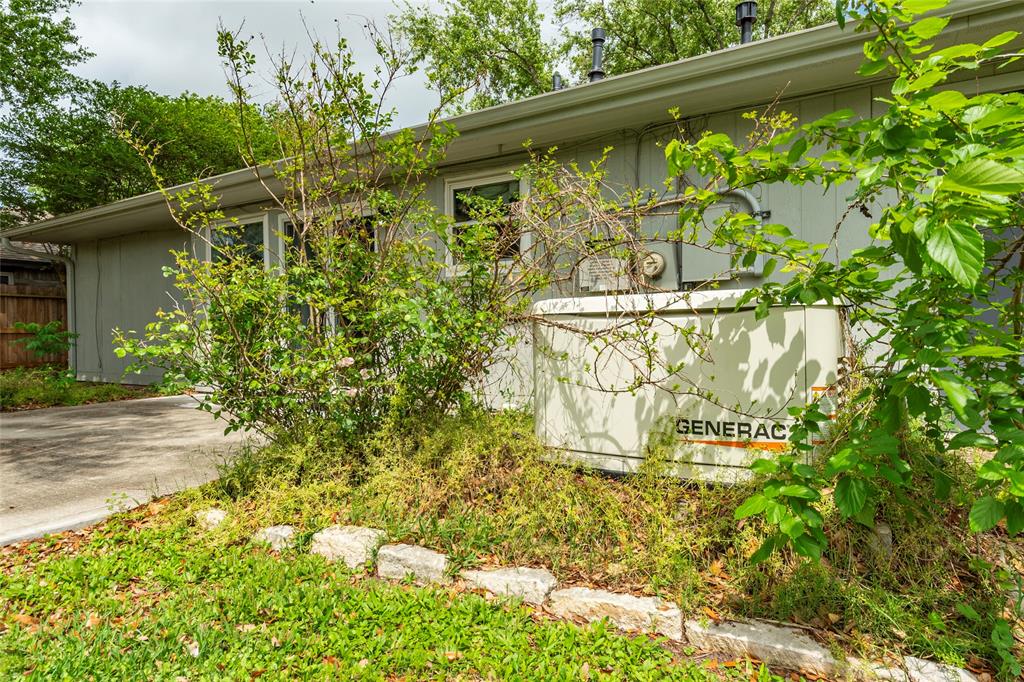 2622 N Brompton Drive, Pearland, Texas image 28