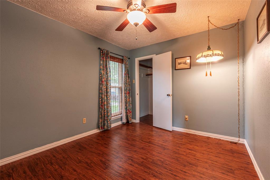 2622 N Brompton Drive, Pearland, Texas image 18