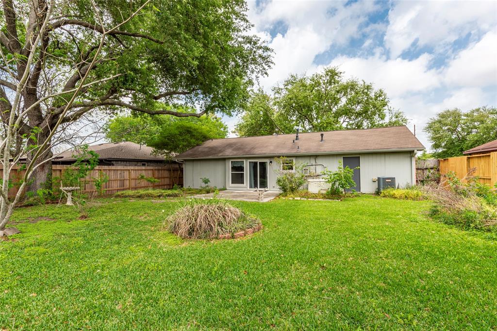 2622 N Brompton Drive, Pearland, Texas image 26