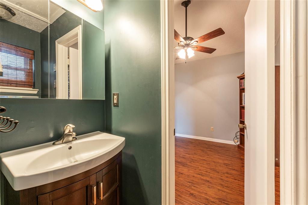 2622 N Brompton Drive, Pearland, Texas image 20
