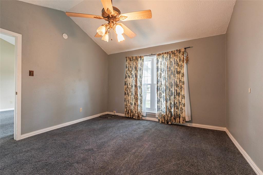 2622 N Brompton Drive, Pearland, Texas image 5
