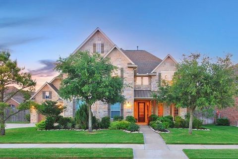 Single Family Residence in Katy TX 26006 Kyler Cove Lane.jpg