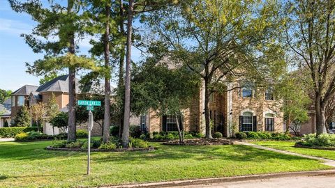 Single Family Residence in Houston TX 5503 Baron Oaks Court.jpg