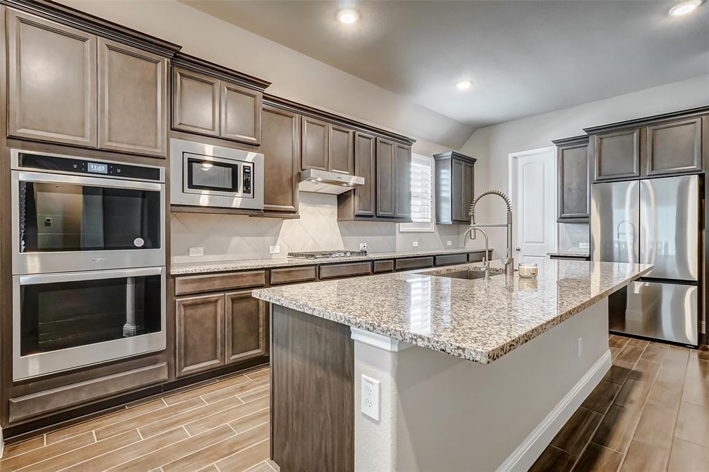 19043 Dappled Mare Circle, Tomball, Texas image 3