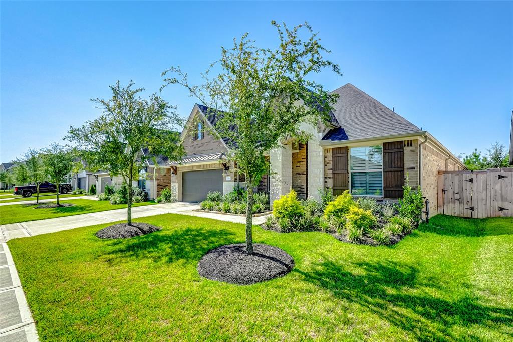 19043 Dappled Mare Circle, Tomball, Texas image 2