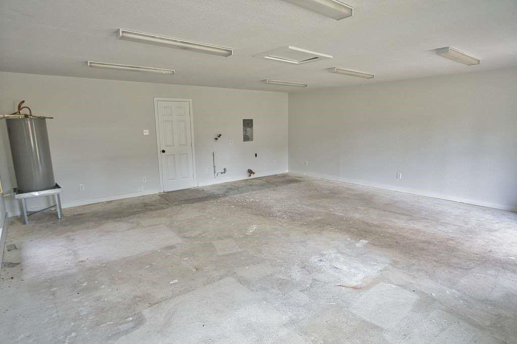 810 Mulberry Lane, Brazoria, Texas image 7