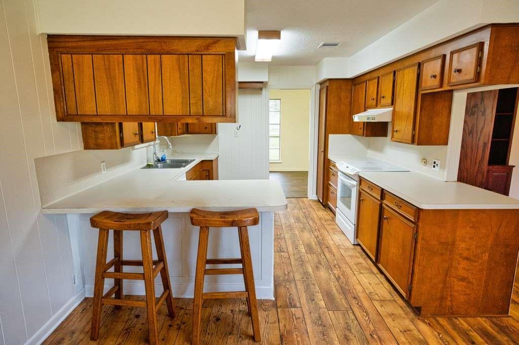 810 Mulberry Lane, Brazoria, Texas image 10