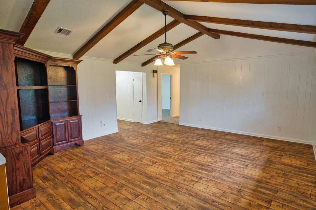 810 Mulberry Lane, Brazoria, Texas image 17