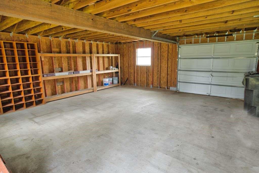 810 Mulberry Lane, Brazoria, Texas image 38