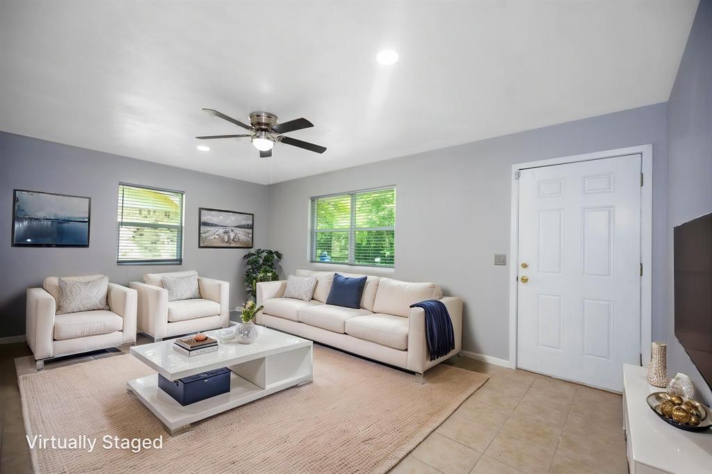 364 Falcon Avenue, Lufkin, Texas image 3