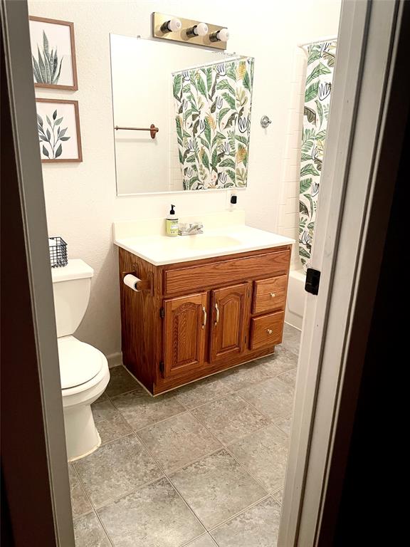 15 Sandra Lane, Victoria, Texas image 10