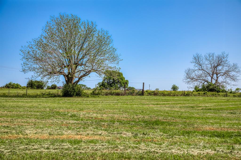 4921 Fm-390, Brenham, Texas image 11