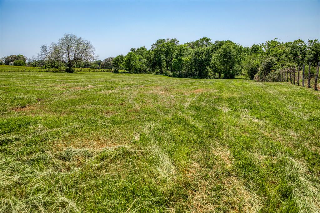 4921 Fm-390, Brenham, Texas image 2