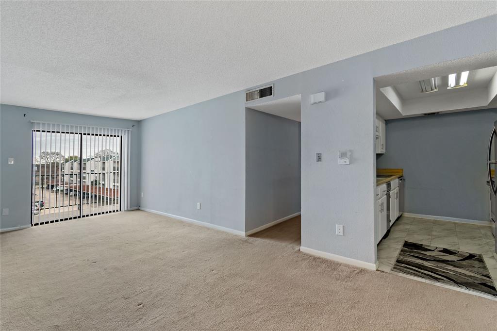 2816 S Bartell Drive 35