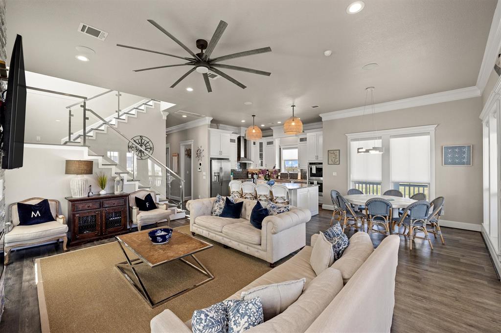 3803 Periwinkle Lane