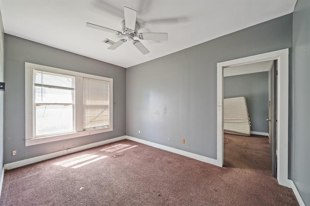 1105 N Rusk Street, Wharton, Texas image 8