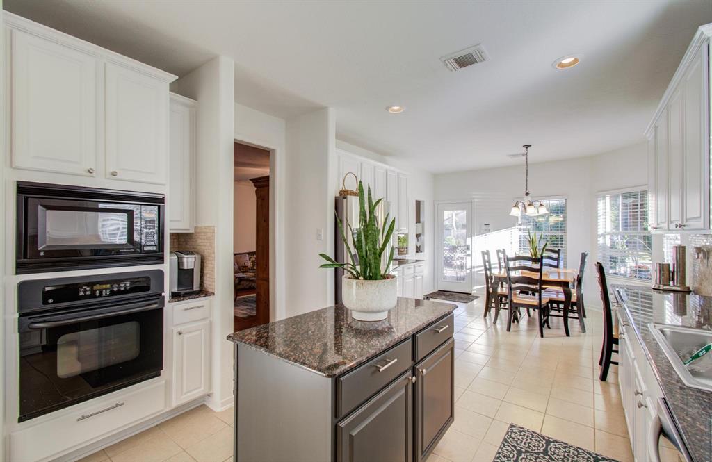 2934 Cove View Drive, Seabrook, Texas image 12