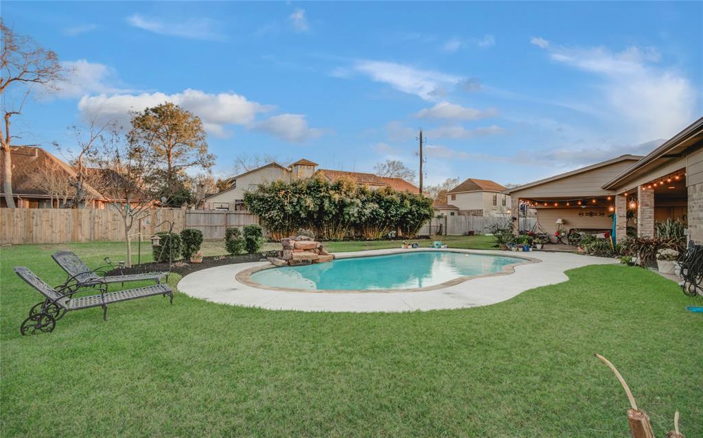 2934 Cove View Drive, Seabrook, Texas image 48
