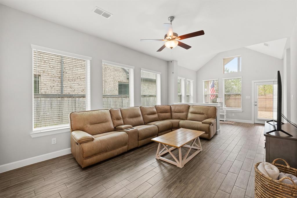 19727 Lake Theo Court, Cypress, Texas image 10