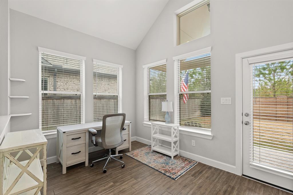 19727 Lake Theo Court, Cypress, Texas image 11
