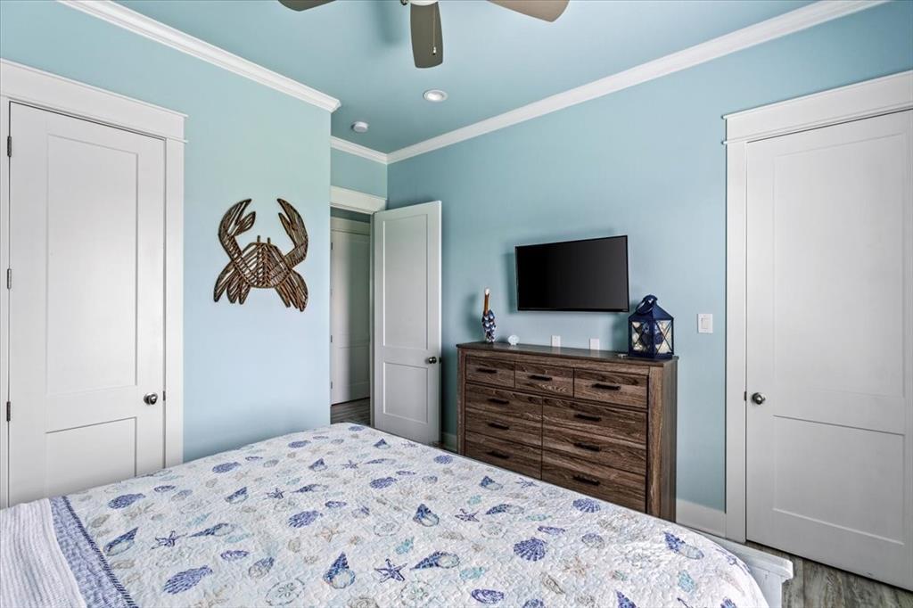 879 Wommack Dr, Crystal Beach, Texas image 30