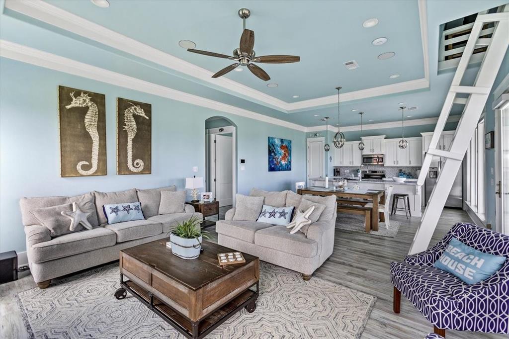 879 Wommack Dr, Crystal Beach, Texas image 13