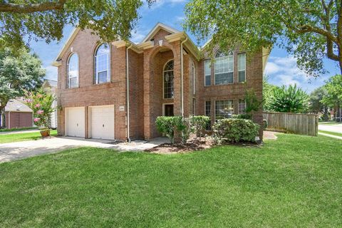 Single Family Residence in Katy TX 2911 Rushwind Court 1.jpg