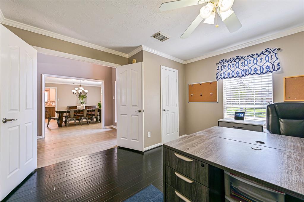 308 Willowood Drive, League City, Texas image 23