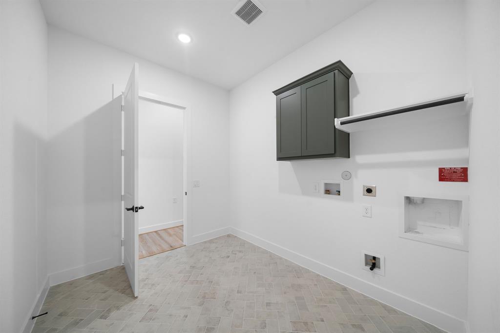 10124 Halpin Cove Cv, Willis, Texas image 32