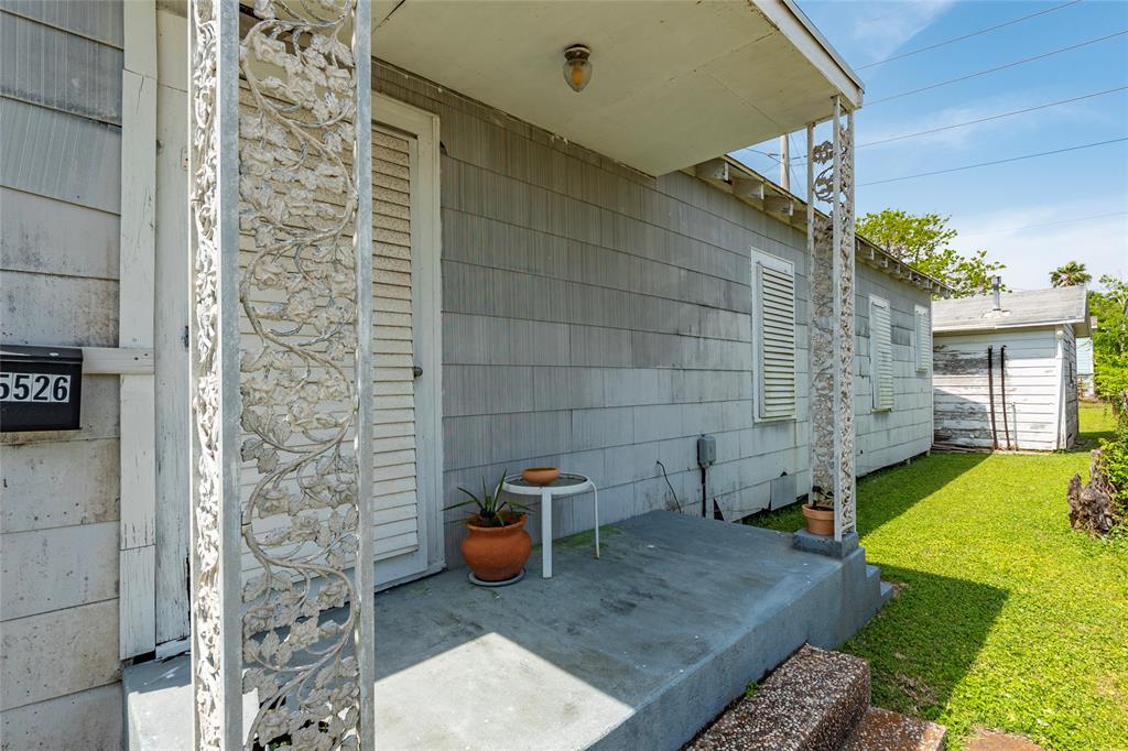 5526 Avenue Q, Galveston, Texas image 5