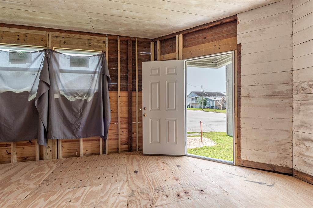 5526 Avenue Q, Galveston, Texas image 21