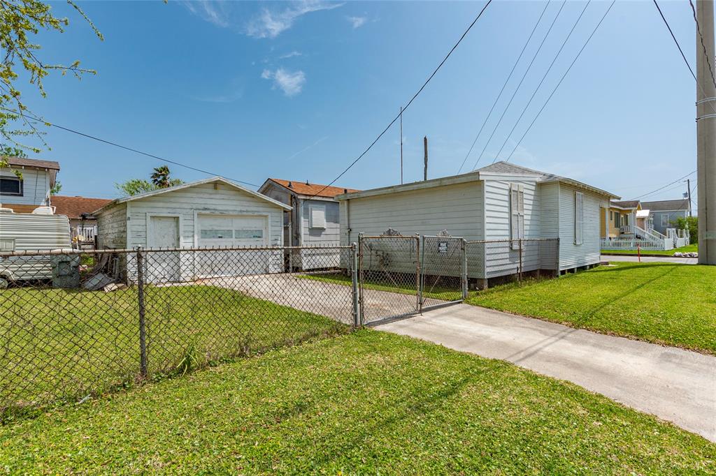 5526 Avenue Q, Galveston, Texas image 2