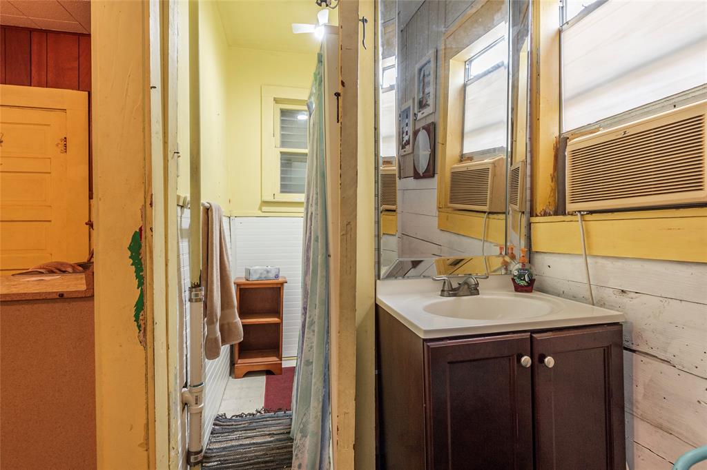 5526 Avenue Q, Galveston, Texas image 10