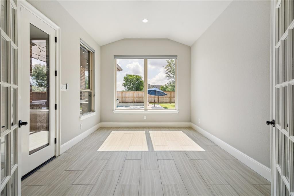 10306 Grape Creek Grove Lane, Cypress, Texas image 13