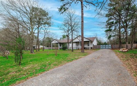 4517 Emerson Court Willis TX 77378