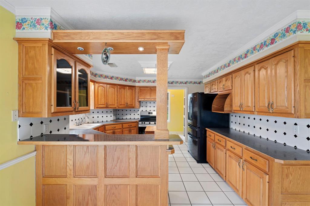10 Kristin Circle, Huntsville, Texas image 8