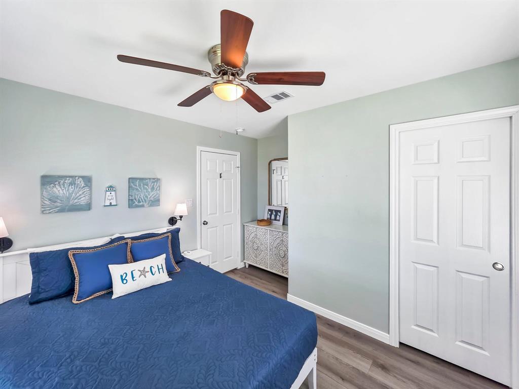 1062 Cedar Lane, Gilchrist, Texas image 29