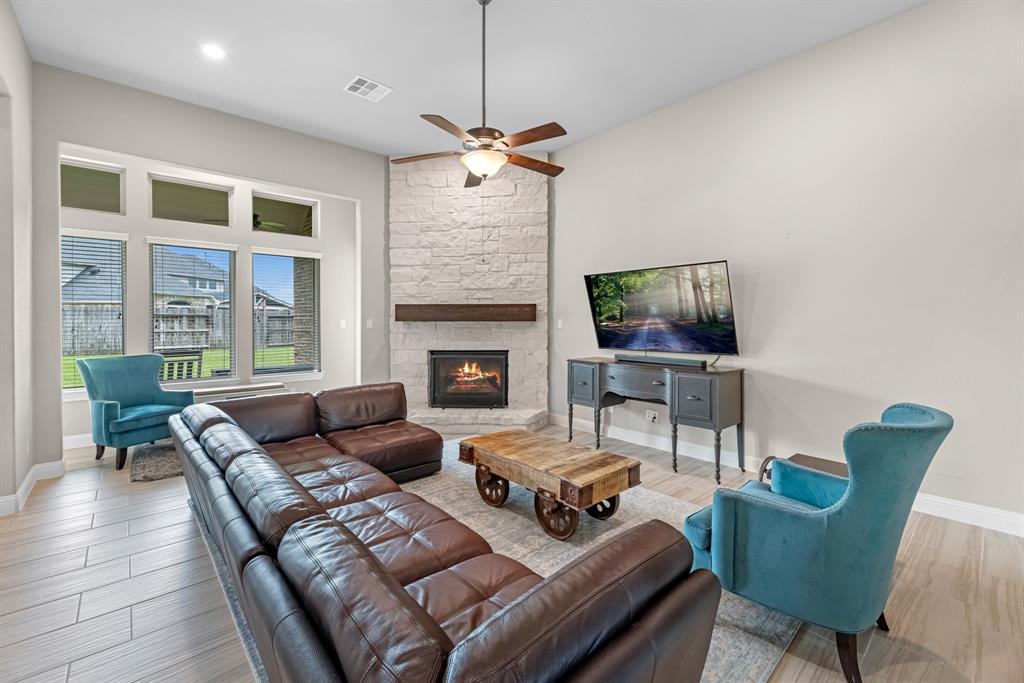 1810 Evergreen Bay Lane