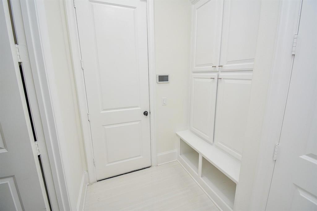15307 Vista Creek Court, Sugar Land, Texas image 18