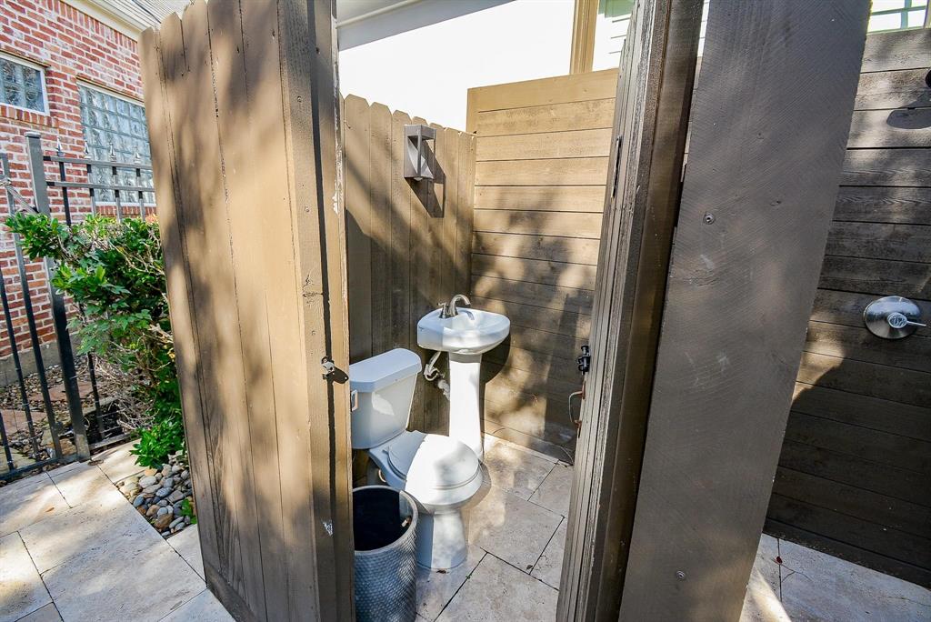 15307 Vista Creek Court, Sugar Land, Texas image 47