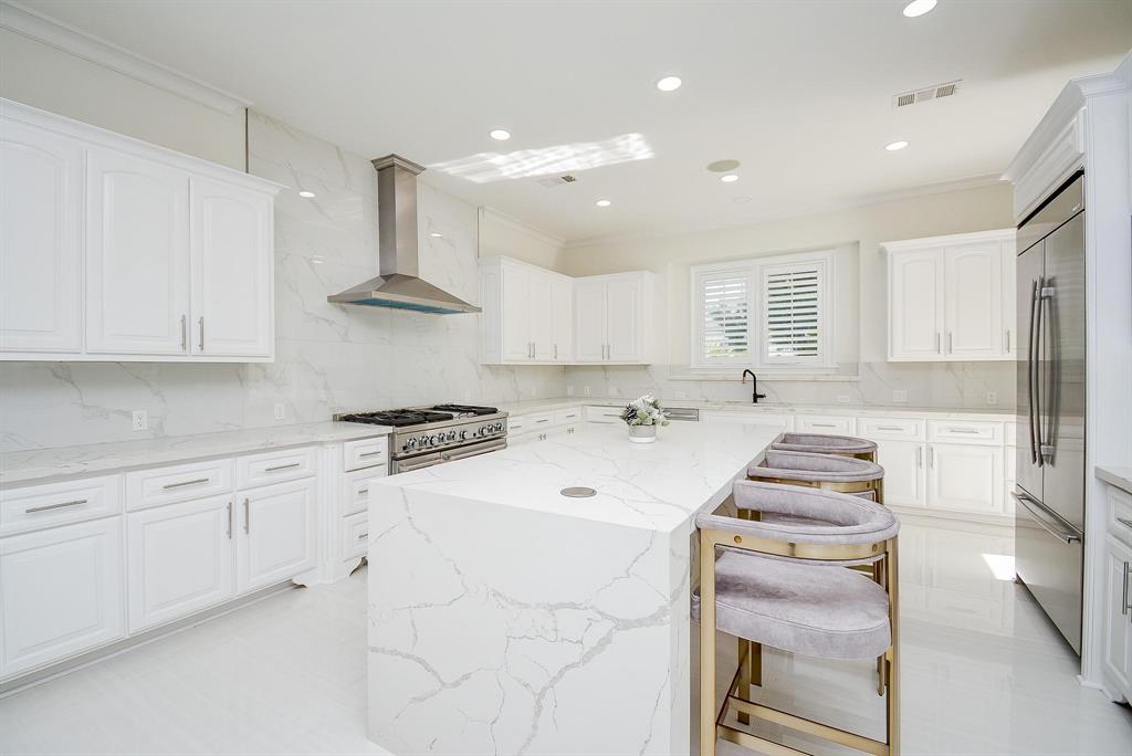 15307 Vista Creek Court, Sugar Land, Texas image 11