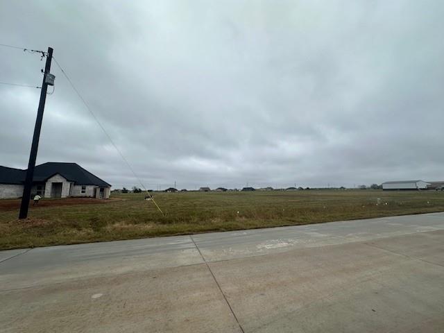 602 Longhorn Trail, Angleton, Texas image 5