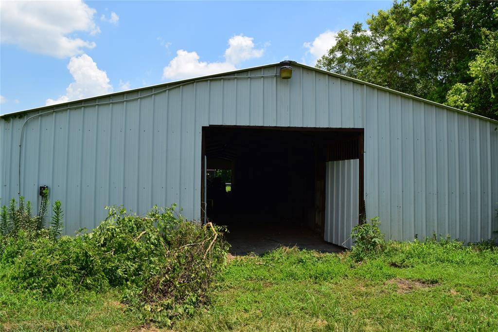 Cr 413, Alvin, Texas image 7