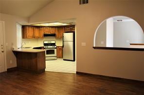 5122 Gladeside Drive, Katy, Texas image 6