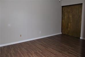 5122 Gladeside Drive, Katy, Texas image 10