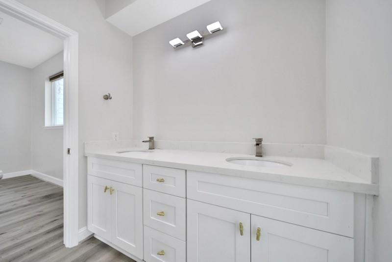 7607 Bankside Drive, Houston, Texas image 28