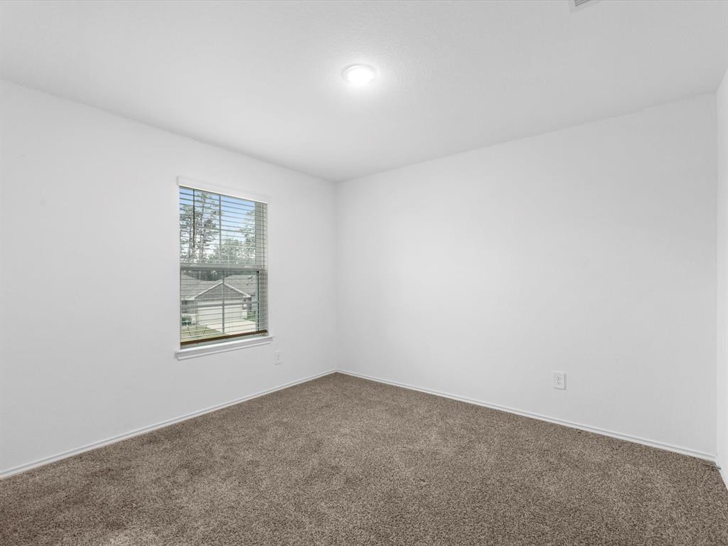 24026 Kentwood Springs Drive, Spring, Texas image 10