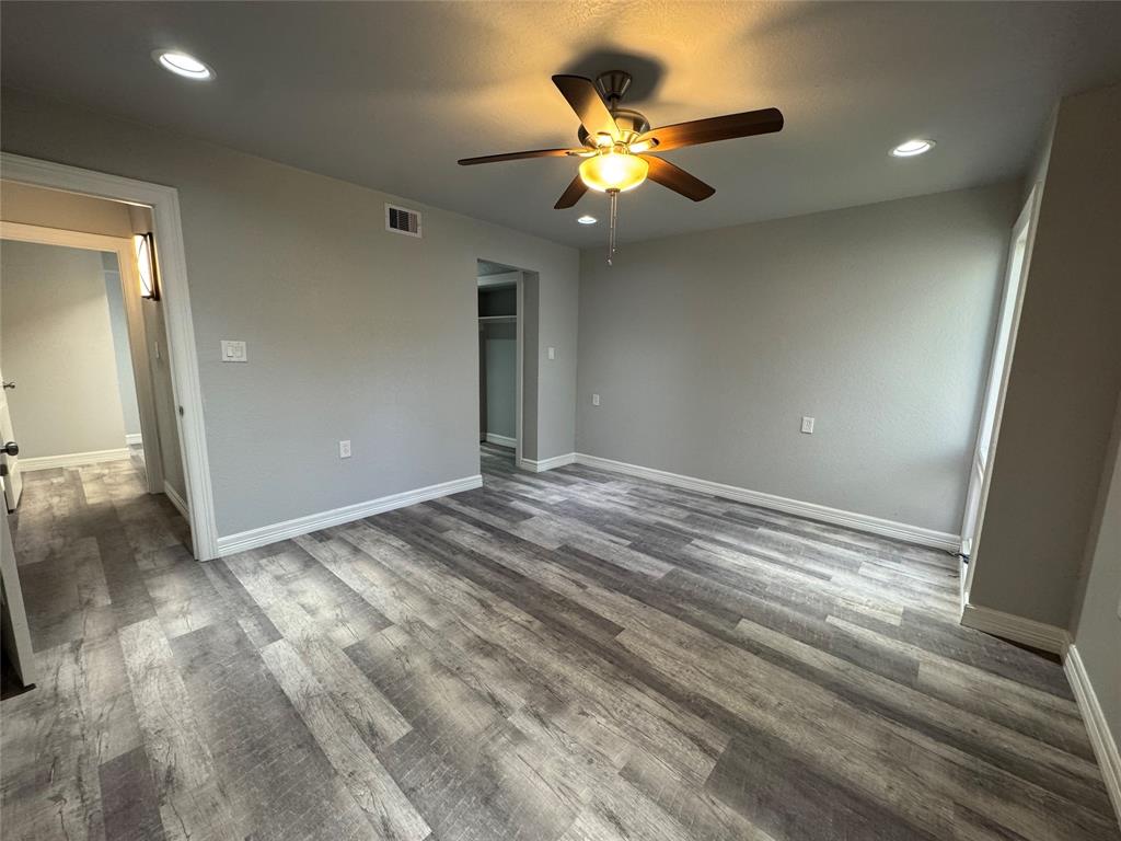 266 Fawn Trail, Lake Jackson, Texas image 11
