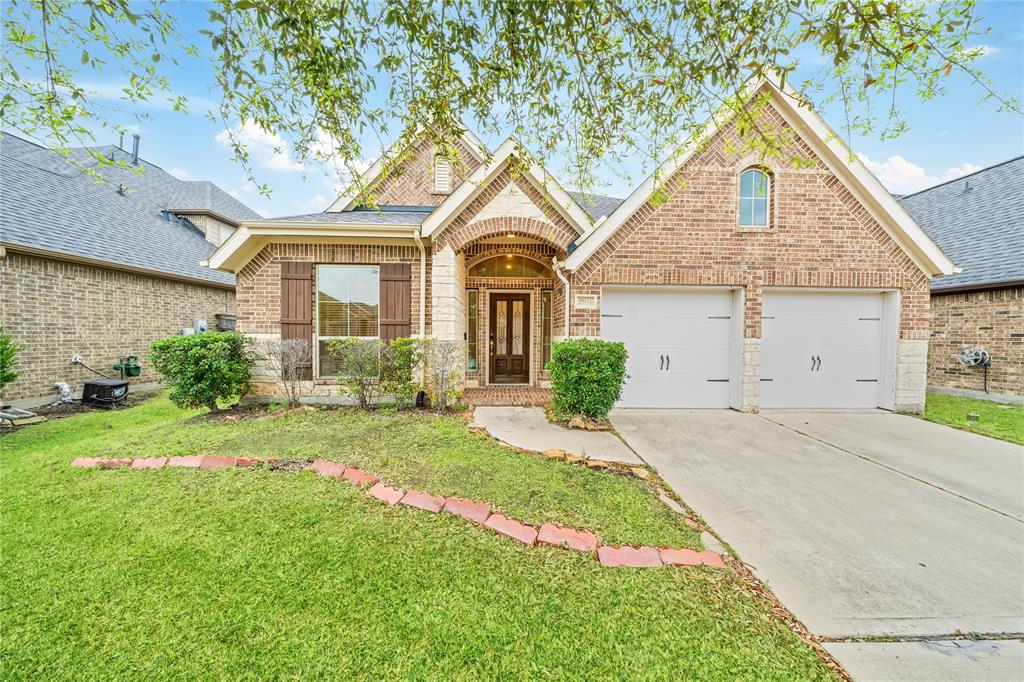 29154 Marina Point Lane, Fulshear, Texas image 1